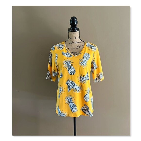 Christopher &  Banks Pineapple Print Knit Top Sz M - Picture 2 of 9